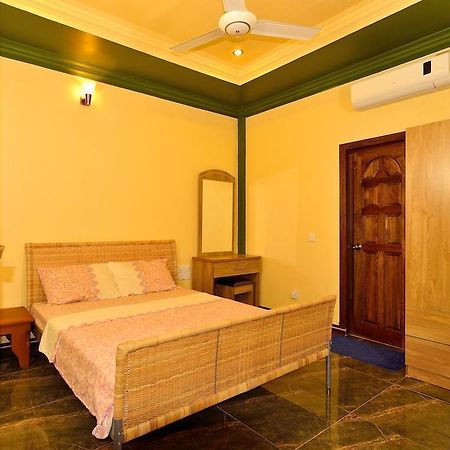 Seashine Maldives Guest House ภายนอก รูปภาพ